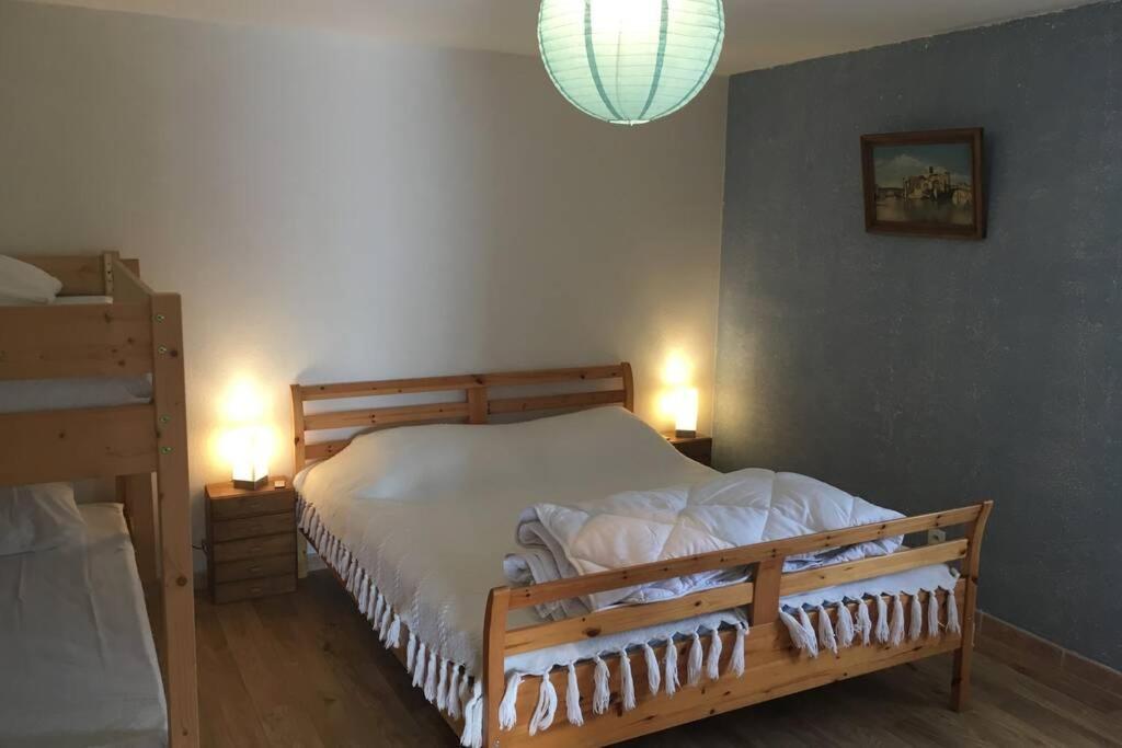 Logement Independant Le Poulailler Proche Guedelon Treigny Exterior photo